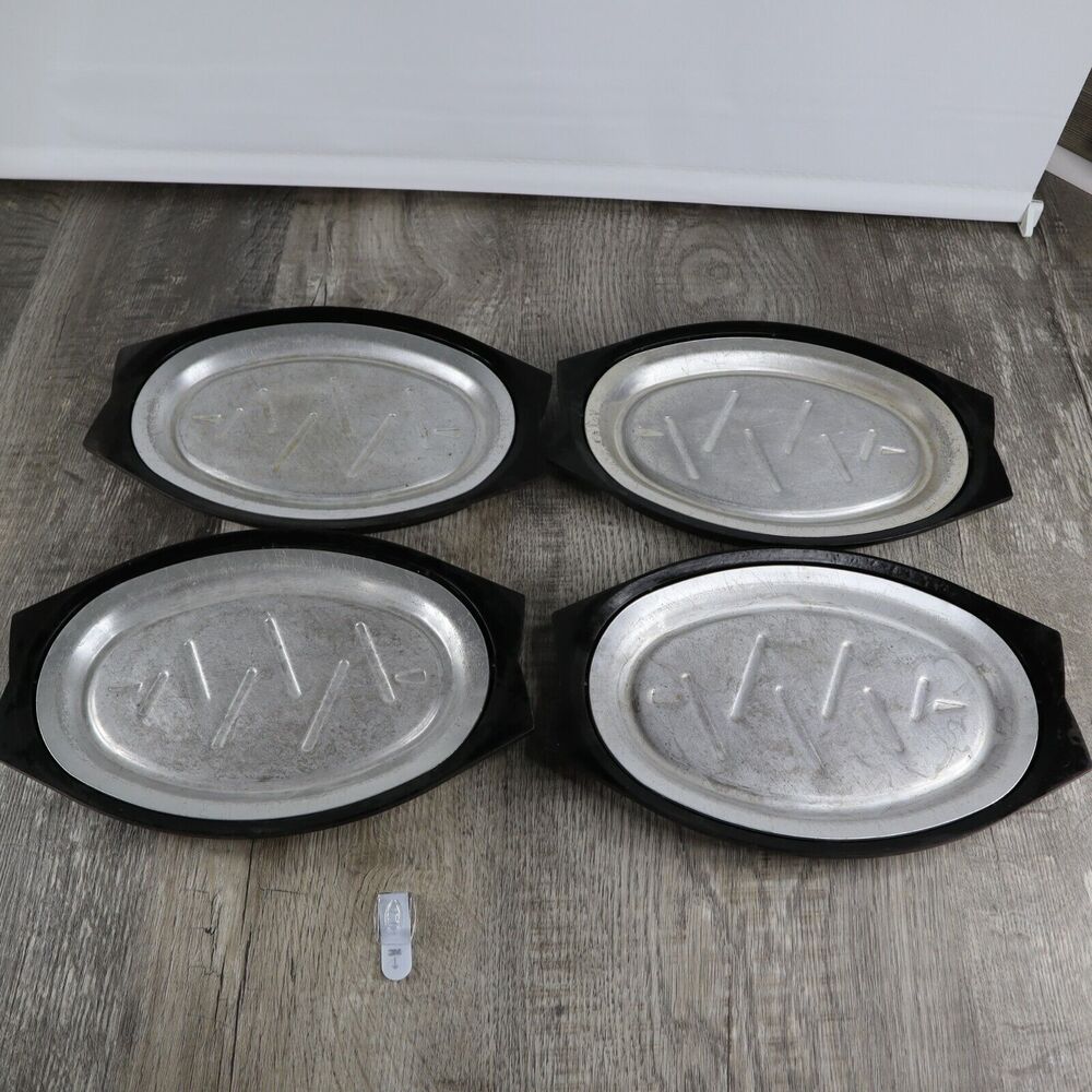Lot 4 Nordic Ware Steak Fajita Plates + Platter Holder Steak Sizzler Heavy Duty